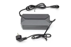 Econelo E-Seniorenmobil Yogi-IQ, Lithium-Akku, 3-Rad, 1000 Watt, Schwarz