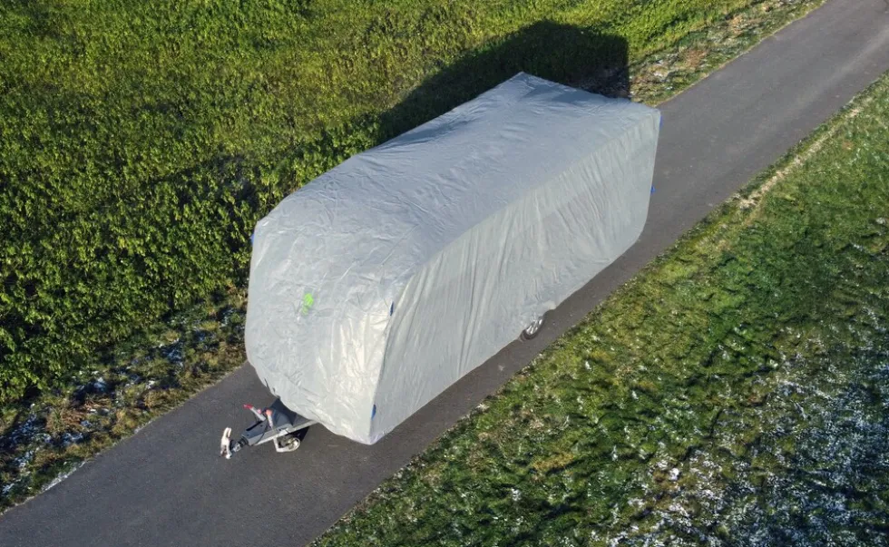 GreenYard Abdeckplane für Wohnwagen oder Wohnmobile Größe S 460 x 250 x 220 cm