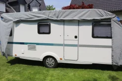 HC Outdoor Wohnwagen Abdeckplane Größe L 610 x 250 x 220 cm