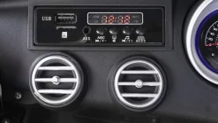 Kinder-Elektroauto Mercedes AMG GLC 63S Coupé, 4x4-Antrieb, Fernbedienung, 140 Watt, LED, EVA-Reifen (Weiß)