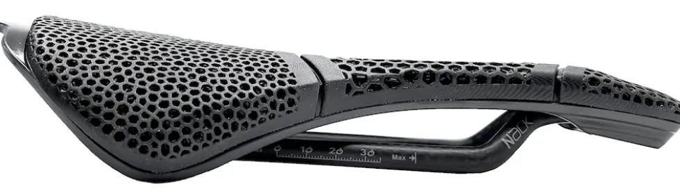 Rennrad-Sattel Scratch M5 PAS 3D, 250x140mm
