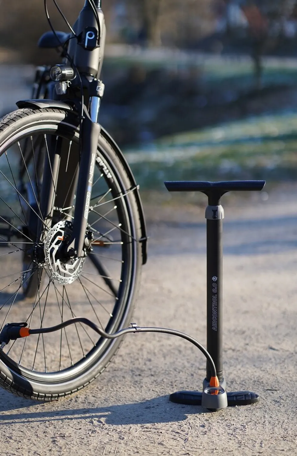 SKS Standpumpe "AIR CONTROL", für alle Ventilarten, 8 bar, mit Manometer, Kunststoff