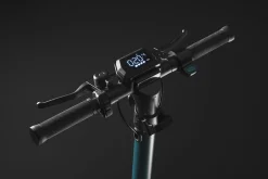 SOFLOW - SO4 pro E-Scooter 10,5 Ah, blk/grn, dt. Straßenzul.