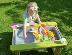 Wendi Toys Sand Wasser Picknick Tisch inkl. Bänken Wannen